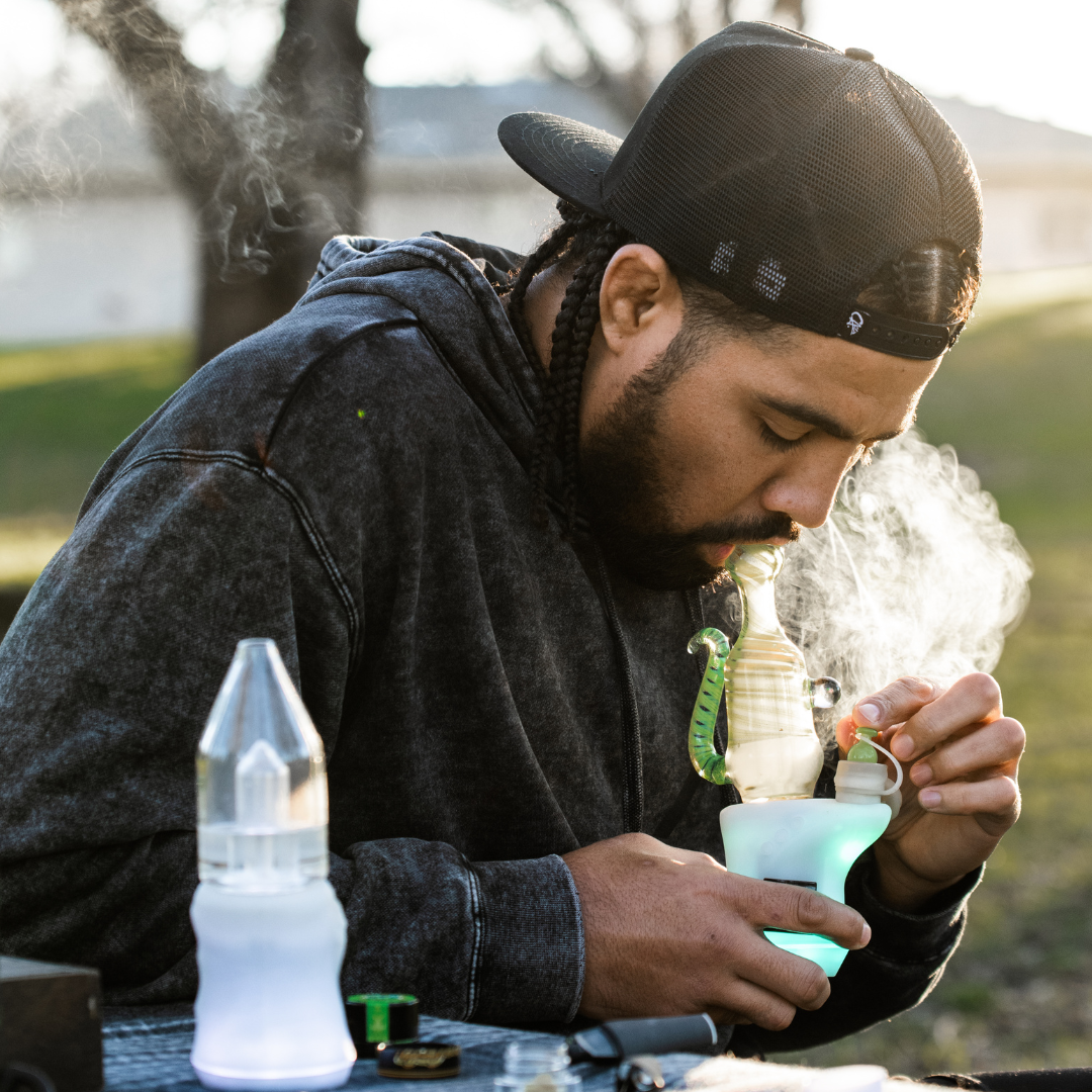What Temperature Should I Dab Hash At? What Temperature Should I Dab Hash At?