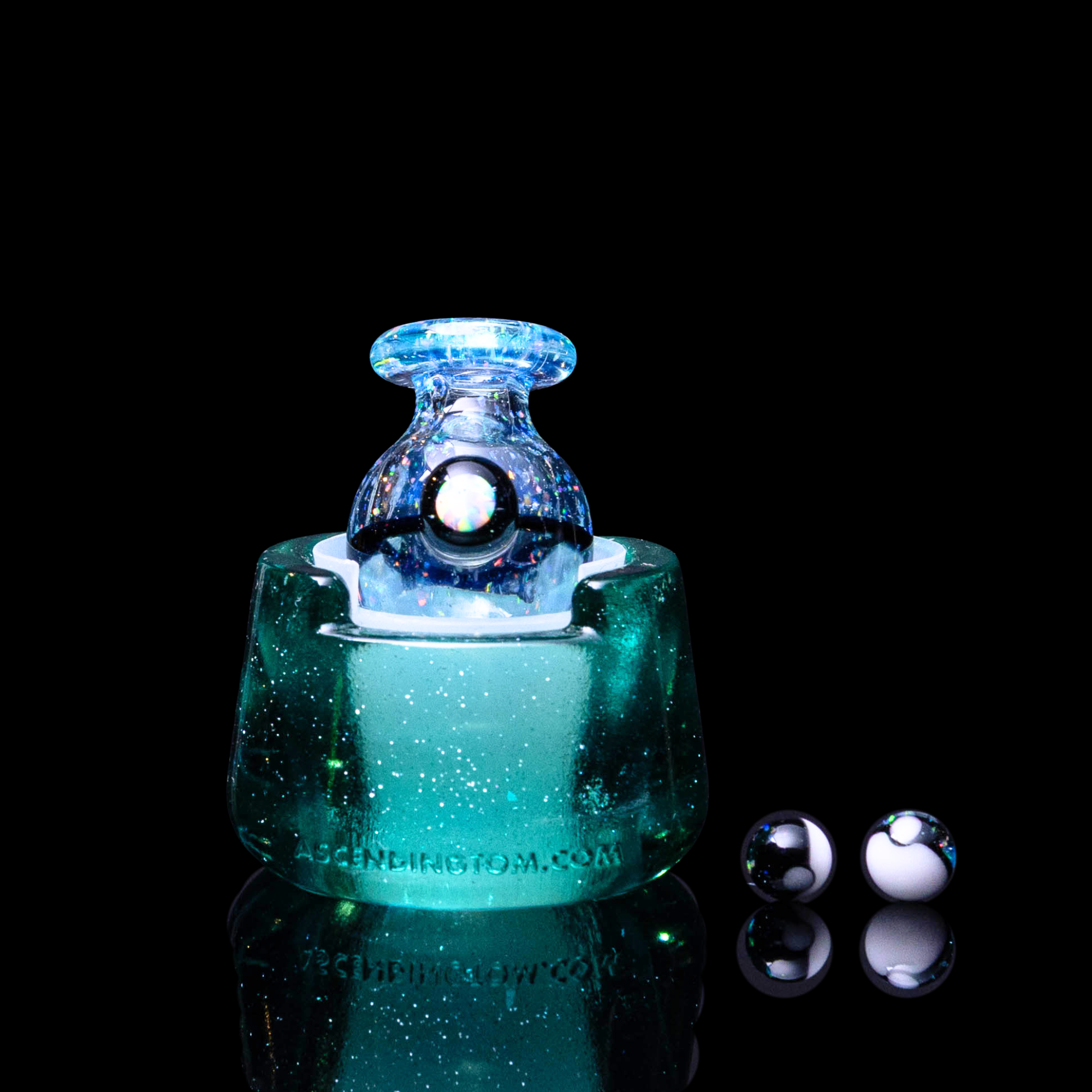 Dani Girl Glass Pokeball Bubble Cap - Teal